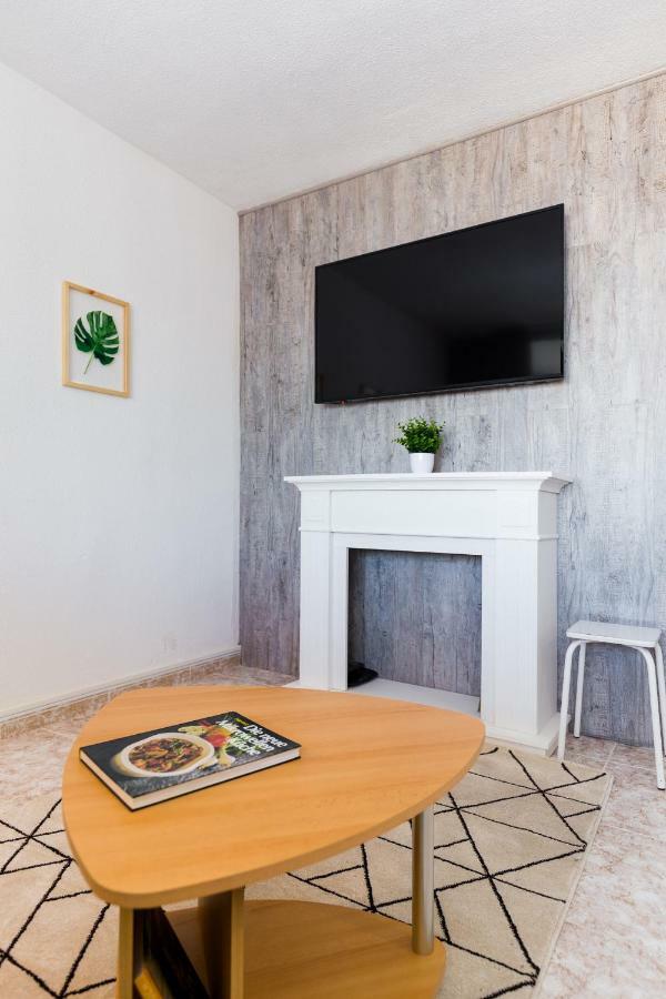 Sky Park Apartment Benidorm Ngoại thất bức ảnh
